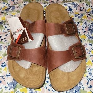 Aerothotic sandals